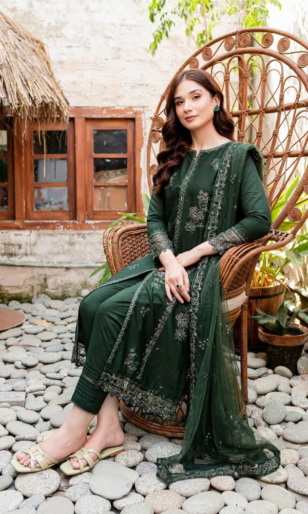 Batik - 3PC Heavy Embroidered Lawn Suit - GKA2224