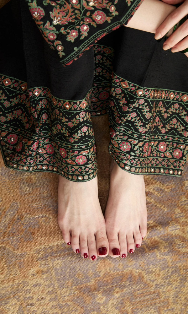 Zara Shahjahan -3PC (Unstitched) Embroidered Lawn Suit - ZS9090