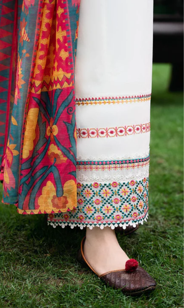 Sapphire - 3PC (Unstitched) Heavy Embroidered Lawn Suit - GKA16