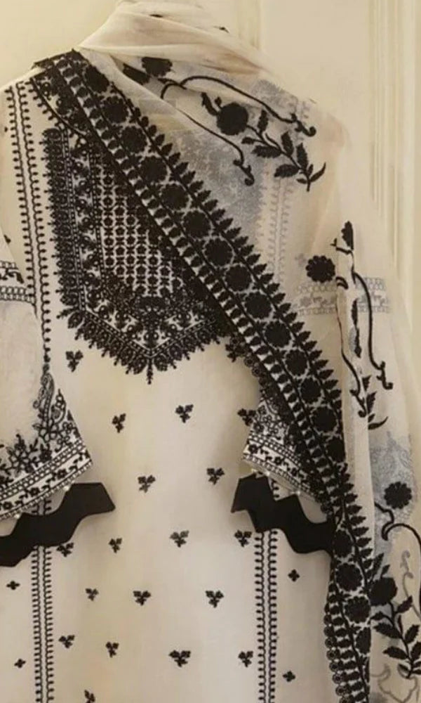 Agha Noor - 3PC (Unstitched) Dhanak Heavy Embroidered Suit -GKA04