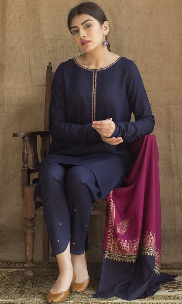 Dyot 3PC (Unstitched) Heavy Embroidered Dhanak Suit ( Print Dhanak Shawl )