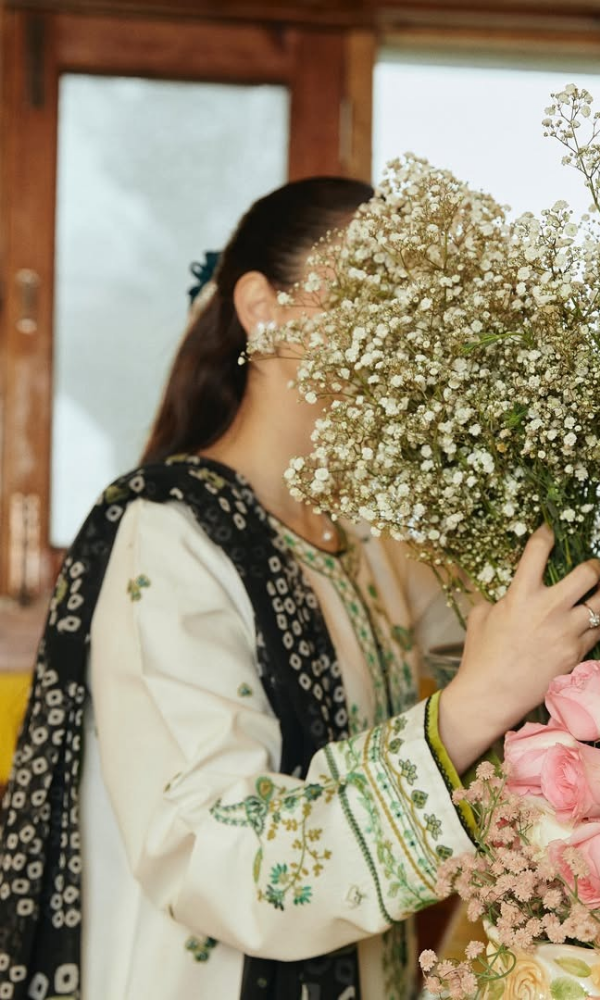 ZARA SHAH JAHAN - 3PC (Unstitched) Embroidered Lawn Suit - GKA4251