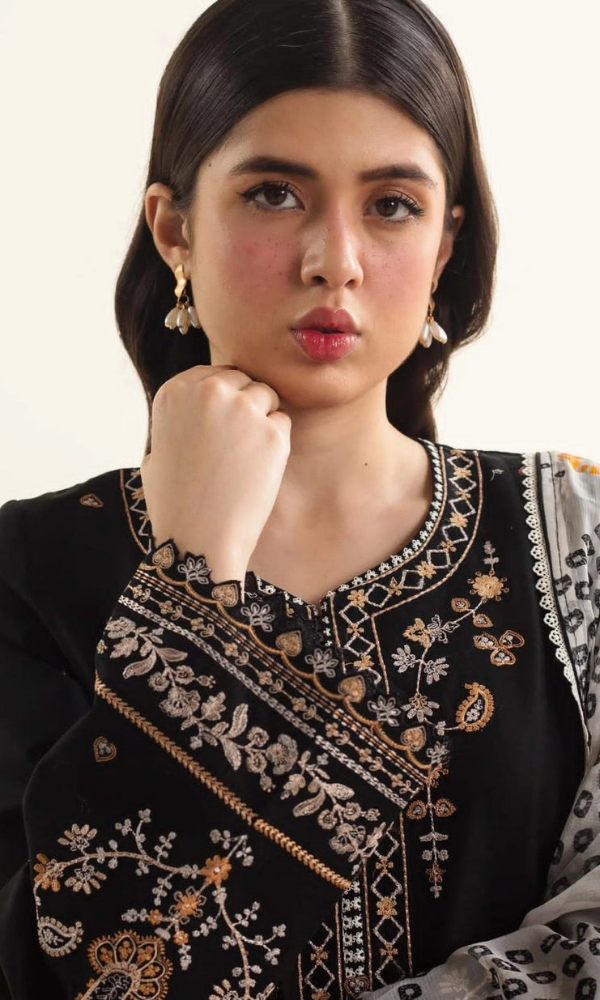 ZARA SHAH JAHAN - 3PC Embroidered Lawn Suit - GKA1099