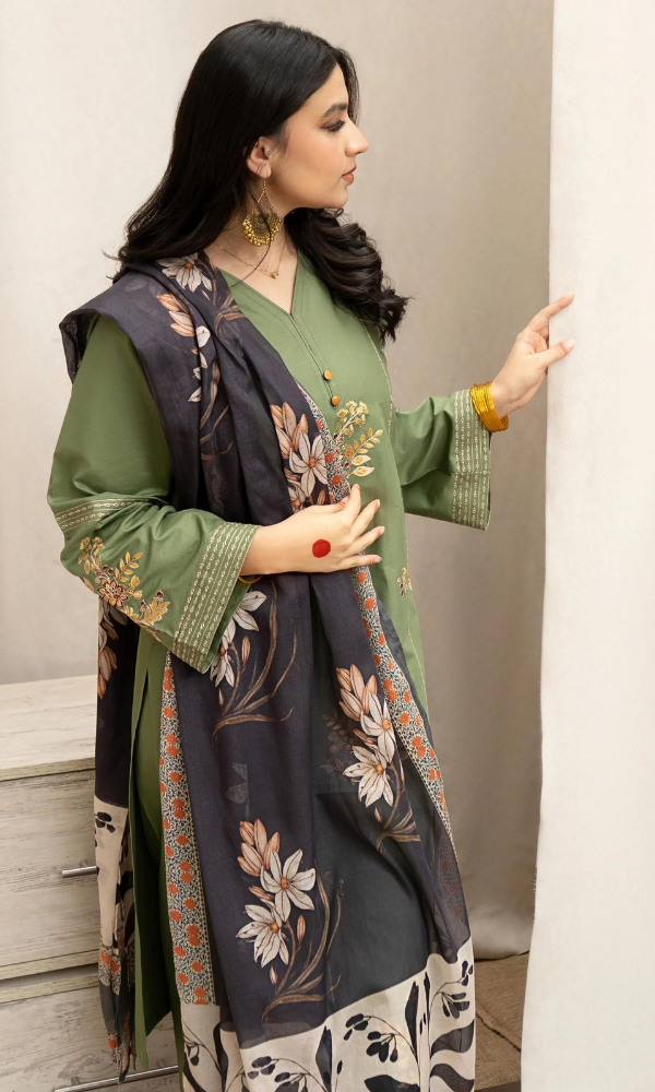URGE - 3PC Embroidered Lawn Suit - GKA9227