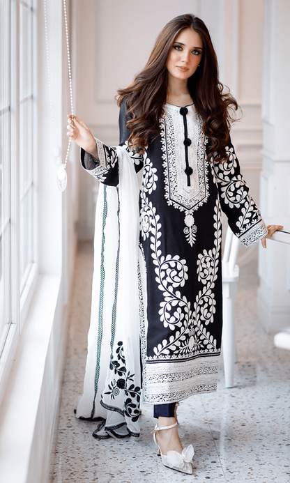 Zarkasha - 3PC Embroidered Lawn Suit - ZK3232