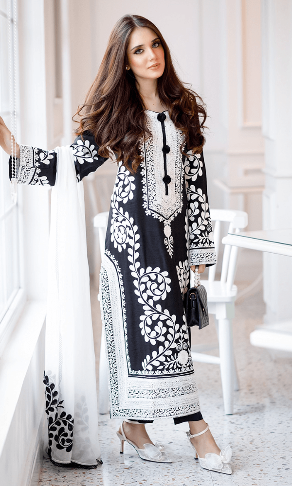 Zarkasha - 3PC Embroidered Lawn Suit - ZK3232