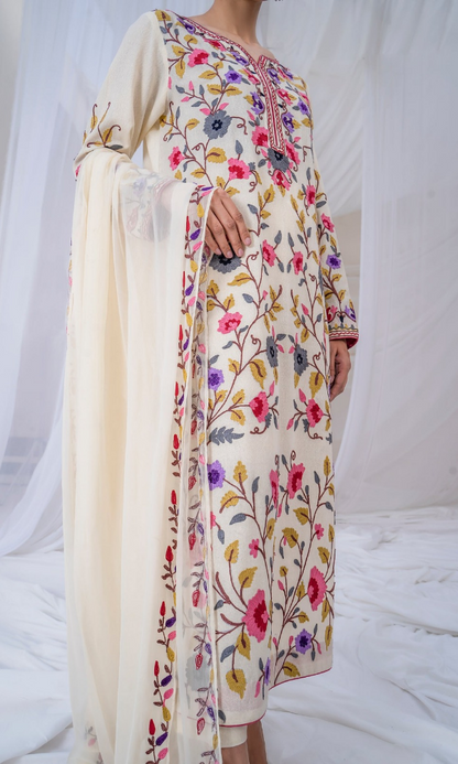 Zakeea - 3PC (Unstitched) Embroidered Lawn Suit - ZK5050