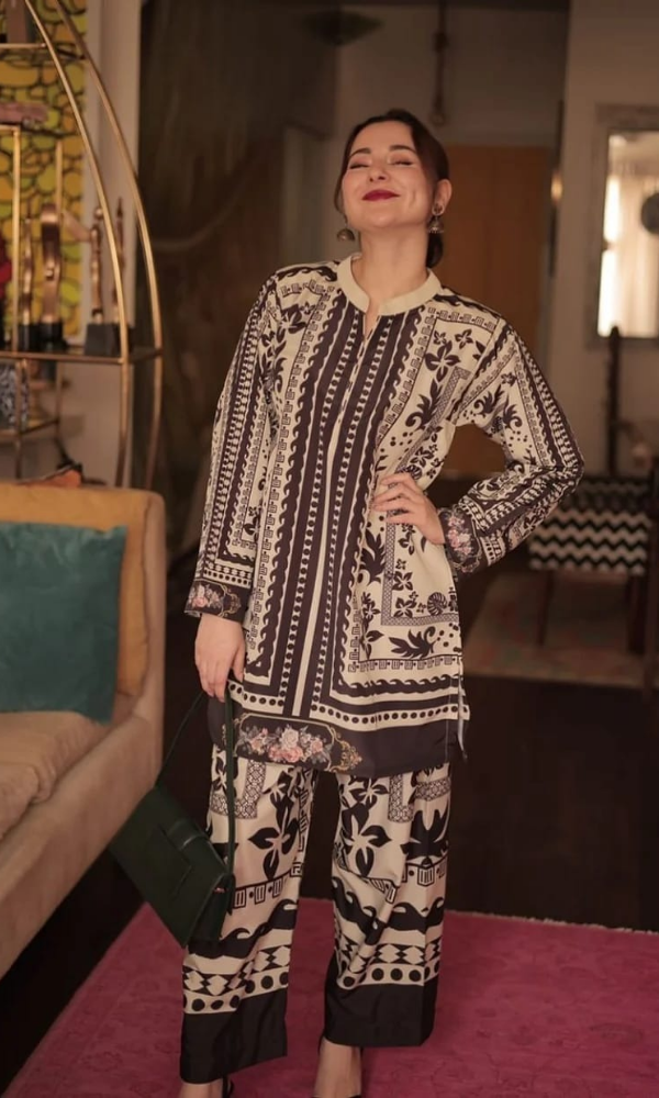 Sapphire - 2PC (Unstitched) Printed Shamoz Silk Suit - SP001