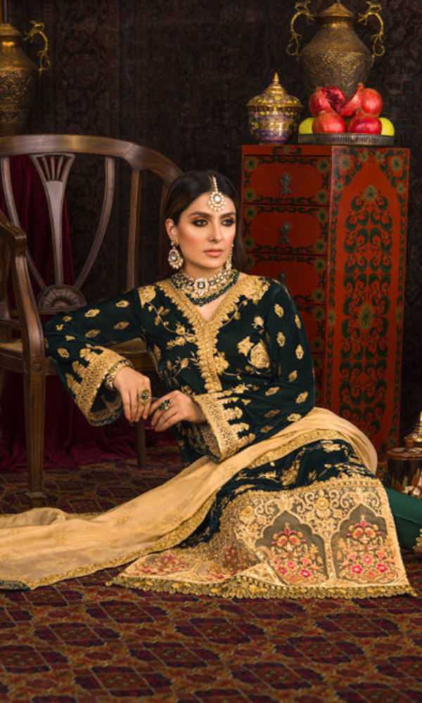Asim Jofa - 3PC (Unstitched) 9000 Micro Velvet Embroidered Suit