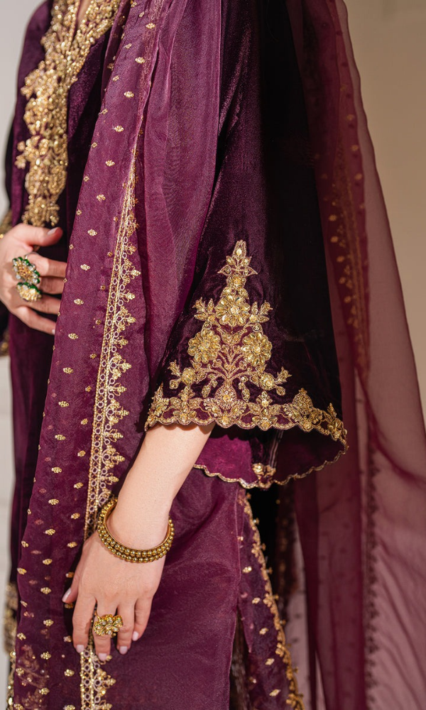 Baroque - 3PC (Unstitched) Velvet Embroidered Suit -