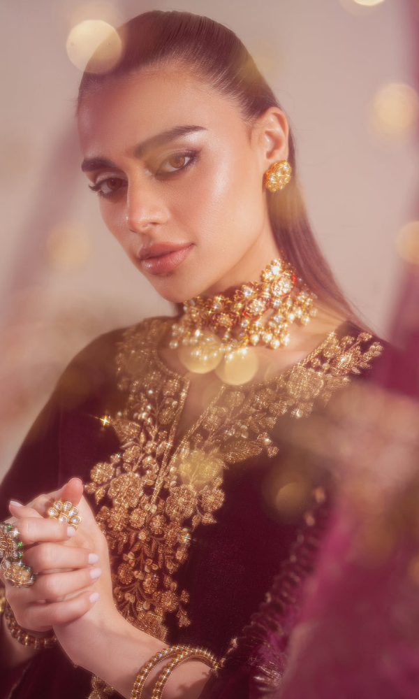 Baroque - 3PC (Unstitched) Velvet Embroidered Suit -