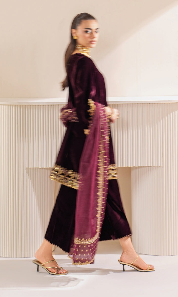 Baroque - 3PC (Unstitched) Velvet Embroidered Suit -