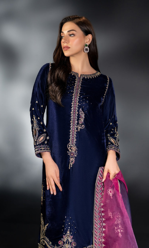 Naqshi - 3PC (Unstitched) 9000 Micro Velvet Embroidered Suit - NQ072