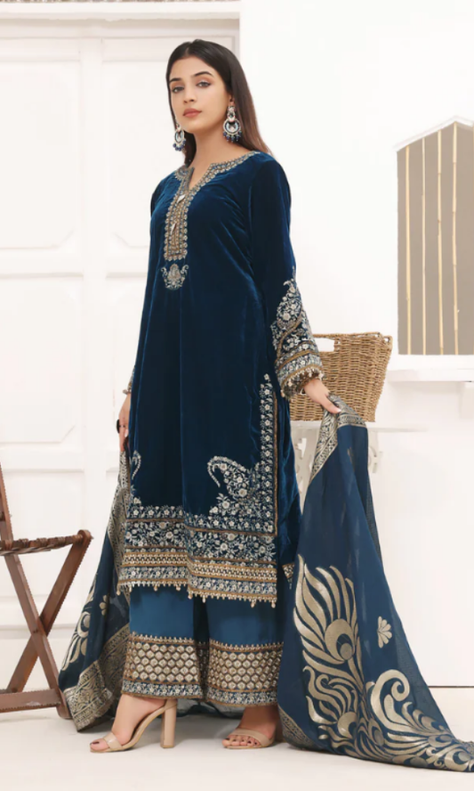 Hadia Eman - 3PC (Unstitched) 9000 Micro Velvet Embroidered Suit - HE052