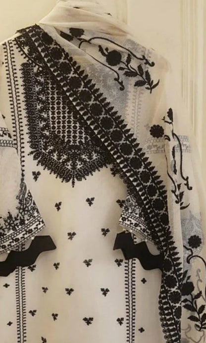 Agha Noor - 3PC (Unstitched)  Dhanak Heavy Embroidered Suit -GKA04